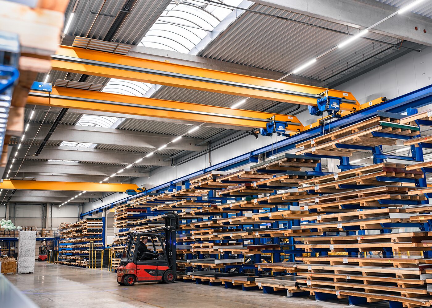 Anwendung LED Universalmodul FLEXO switch in einer Lagerhalle