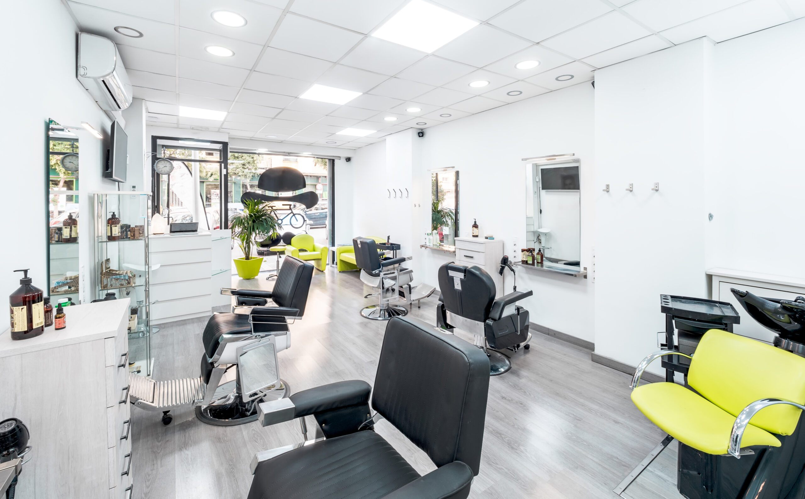 Heller Friseursalon