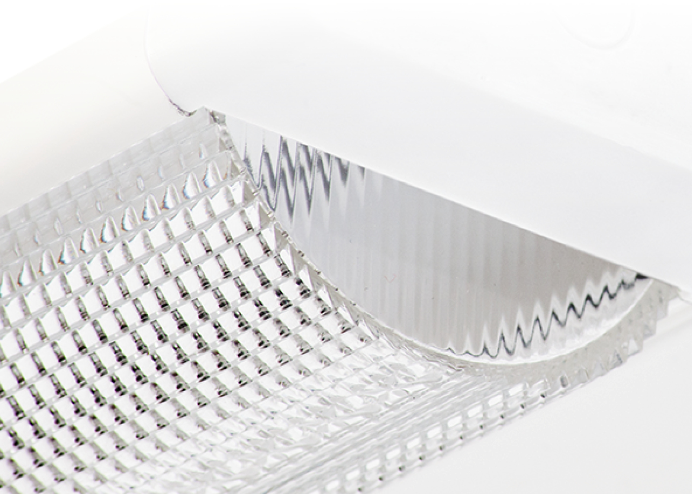 Ausschnitt Refraktor mit Linsenprismen LED Hallenleuchte PRISMASPACE™