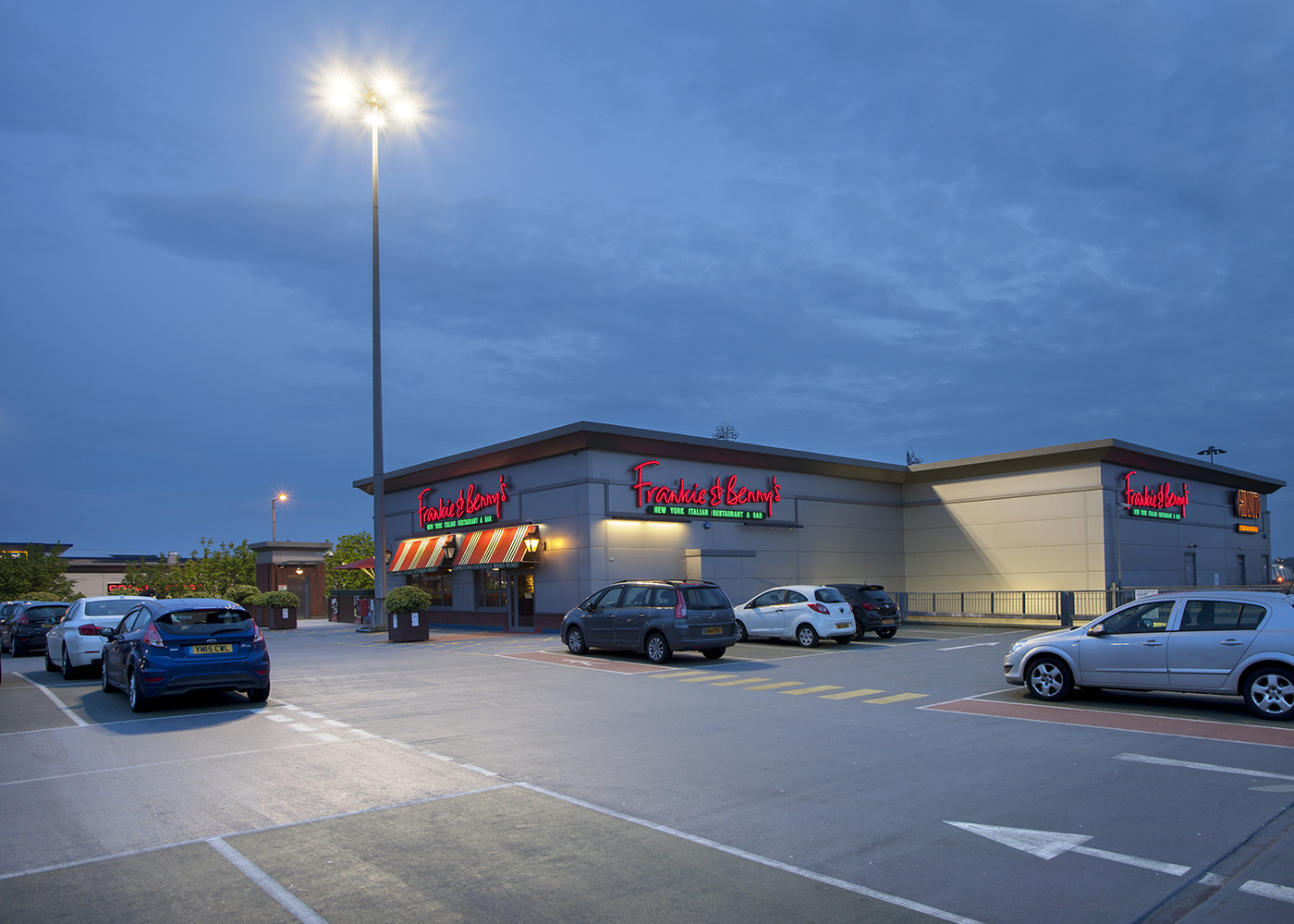 Anwendung Parkplatz LED Mastleuchte HMAO mit High Mastsystem