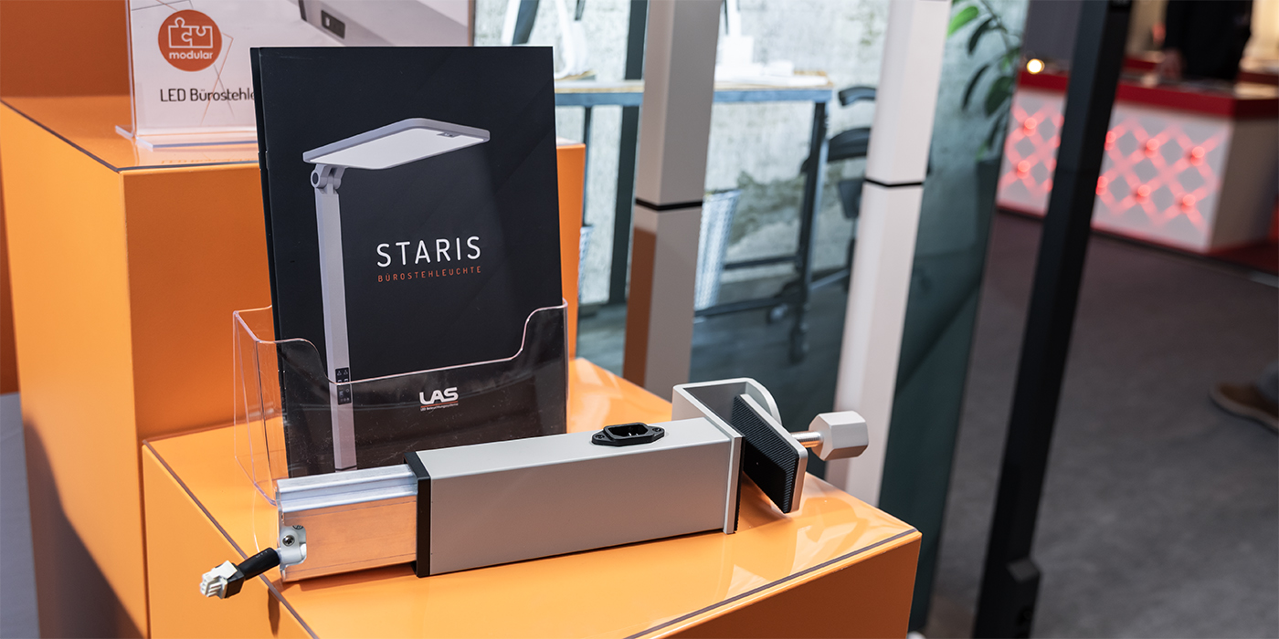 Tisch-Adapter der LED Bürostehleuchte STARIS